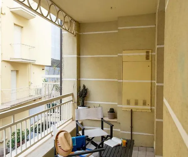 Souvenir 7 Apartment