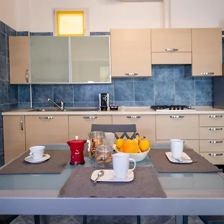 Apartament Souvenir 7 *