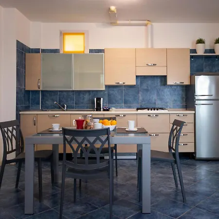 Souvenir 7 Apartment *
