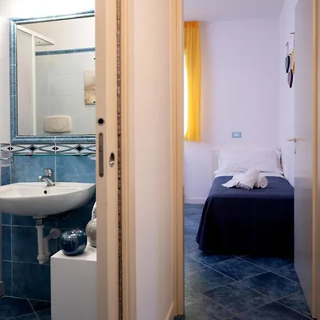 Apartament Souvenir 7 *