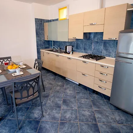 Apartamento Souvenir 7 *